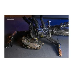 Neca - Alien: Romulus - Deluxe Suspended Lab Xenomorph XX121