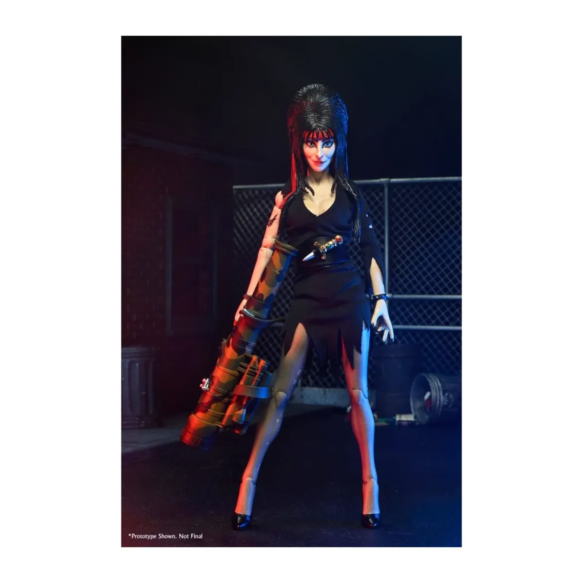 Neca - Elvira Mistress of the Dark - Commando Elvira - Retro Cloth