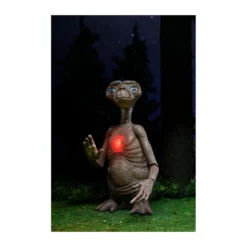 Neca - E.T. The Extra Terrestrial - Ultimate Deluxe E.T.