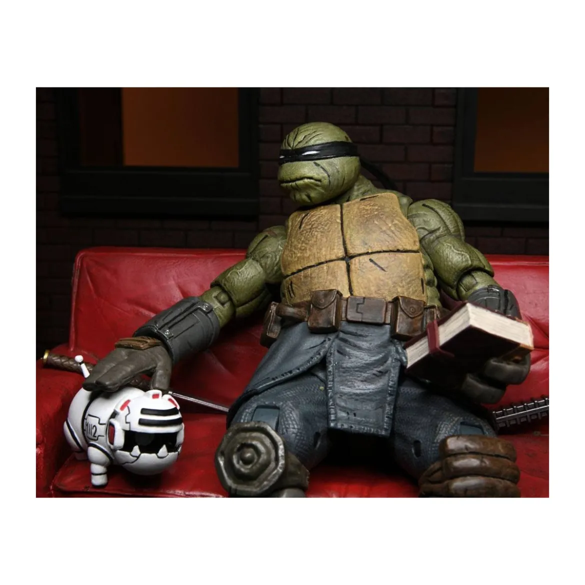 NECA - IDW Comics Ultimate The Last Ronin Unarmored TMNT - Teenage Mutant Ninja Turtles
