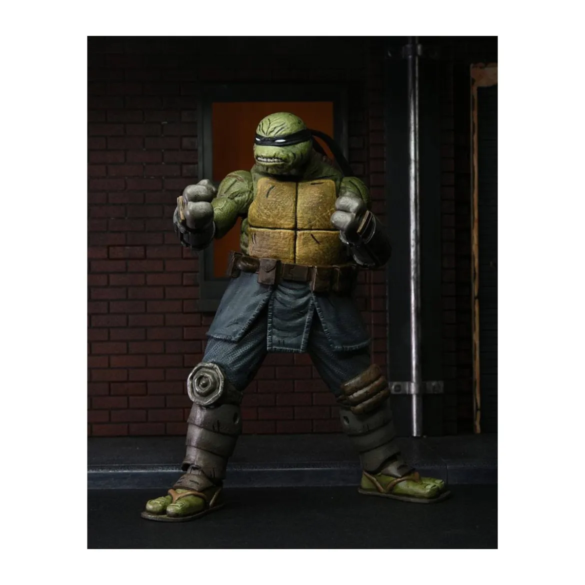 NECA - IDW Comics Ultimate The Last Ronin Unarmored TMNT - Teenage Mutant Ninja Turtles