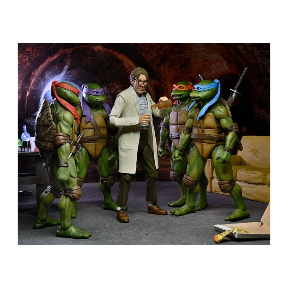 Neca - Lab Coat Professor Perry and Hazmat Suit Professor Perry