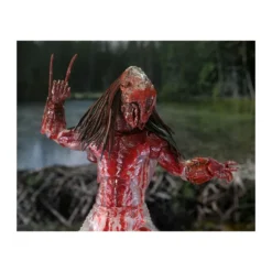 Neca Predator - Ultimate Feral Bear Blood Predator - Prey