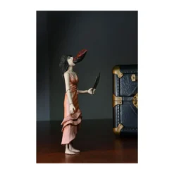 Neca - Puppet Master - Toulon's Puppet Case & Leech Woman