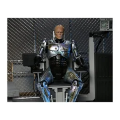 Neca - RoboCop - Ultimate Battle Damaged RoboCop with Chair