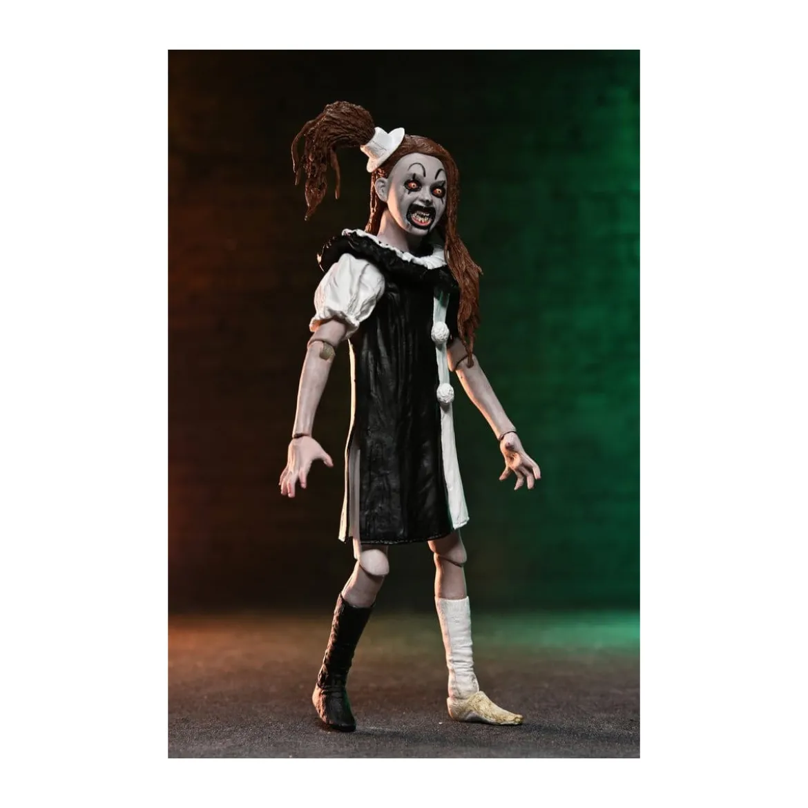 Neca Terrifier 2 - Ultimate Art the Clown & Little Pale Girl