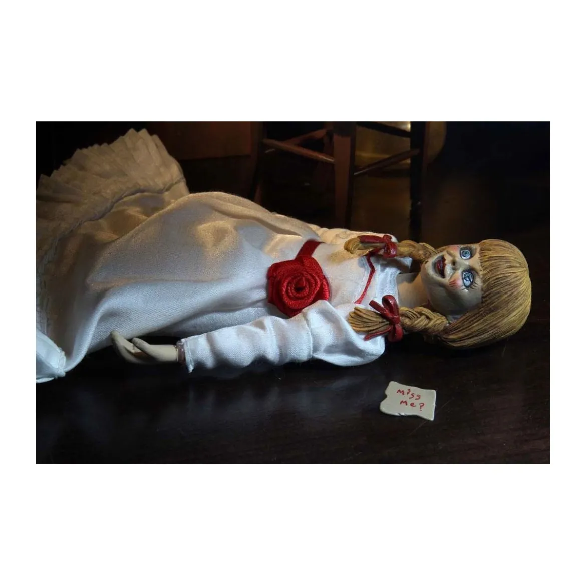 Neca - The Conjuring Universe - Retro Cloth Annabelle