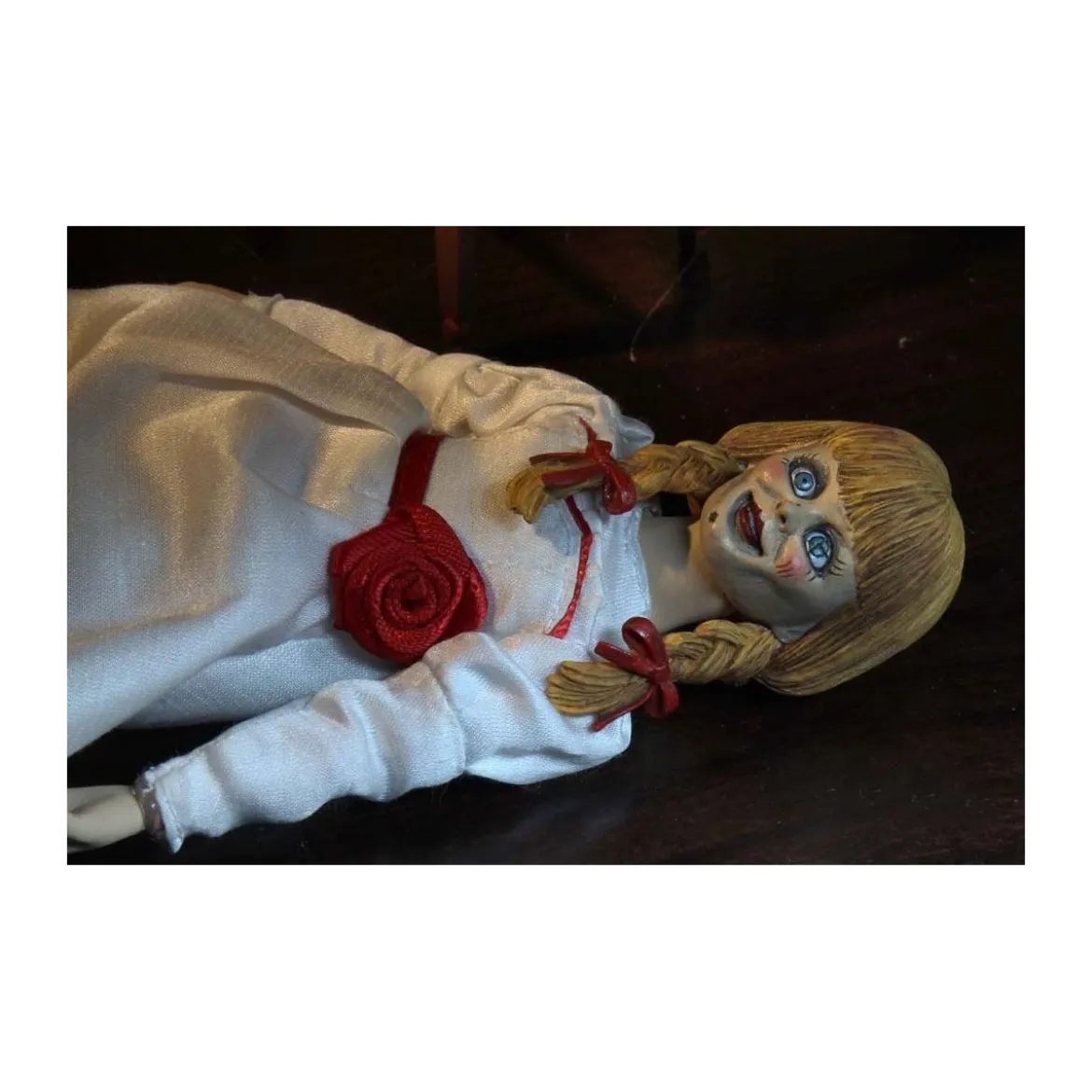 Neca - The Conjuring Universe - Retro Cloth Annabelle