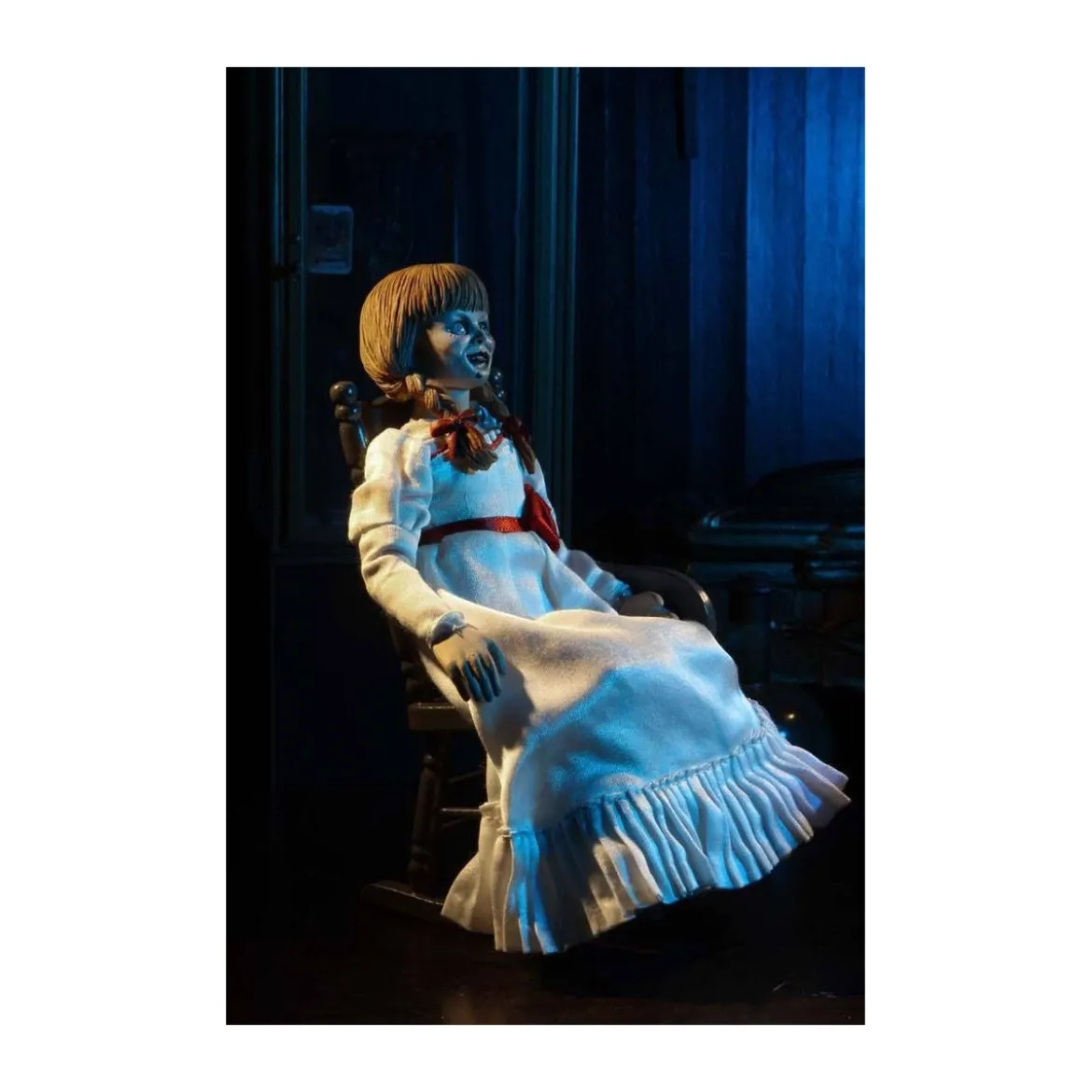 Neca - The Conjuring Universe - Retro Cloth Annabelle
