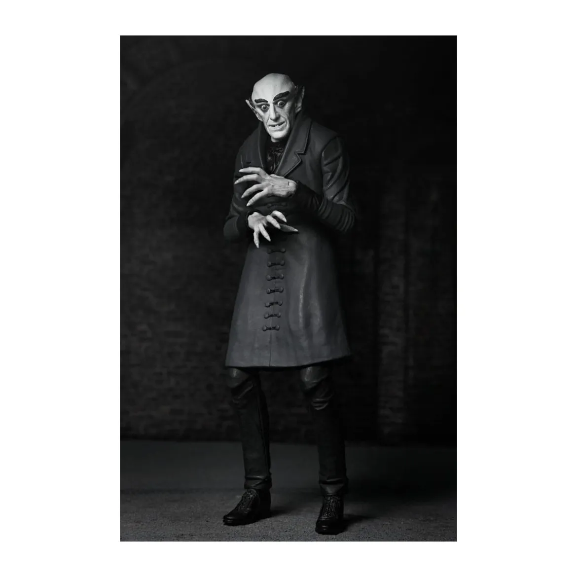 NECA - Ultimate Count Orlok (Nosferatu) Black & White Version - Universal Monsters