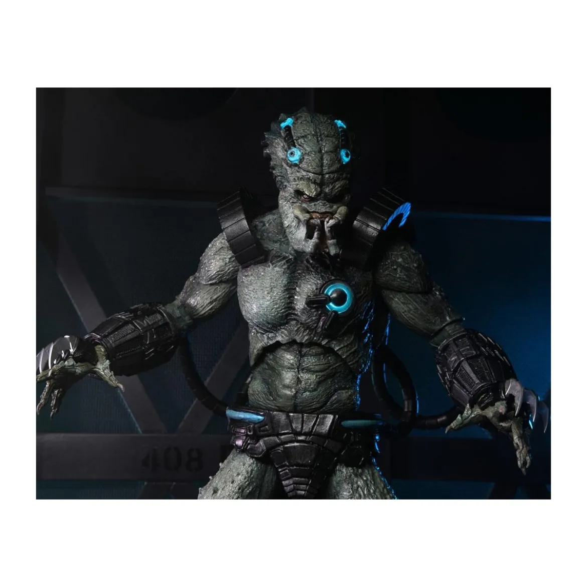 Neca - Ultimate Deluxe Stone Heart - Predator Concrete Jungle