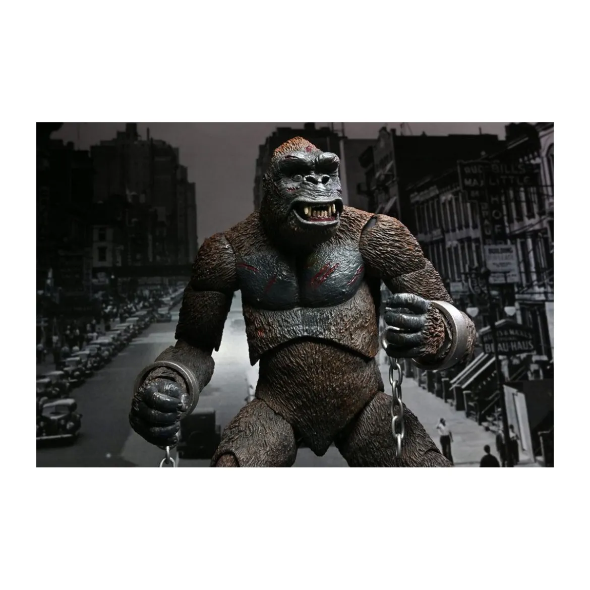Neca - Ultimate KING KONG Concrete Jungle 1/12 Figurine