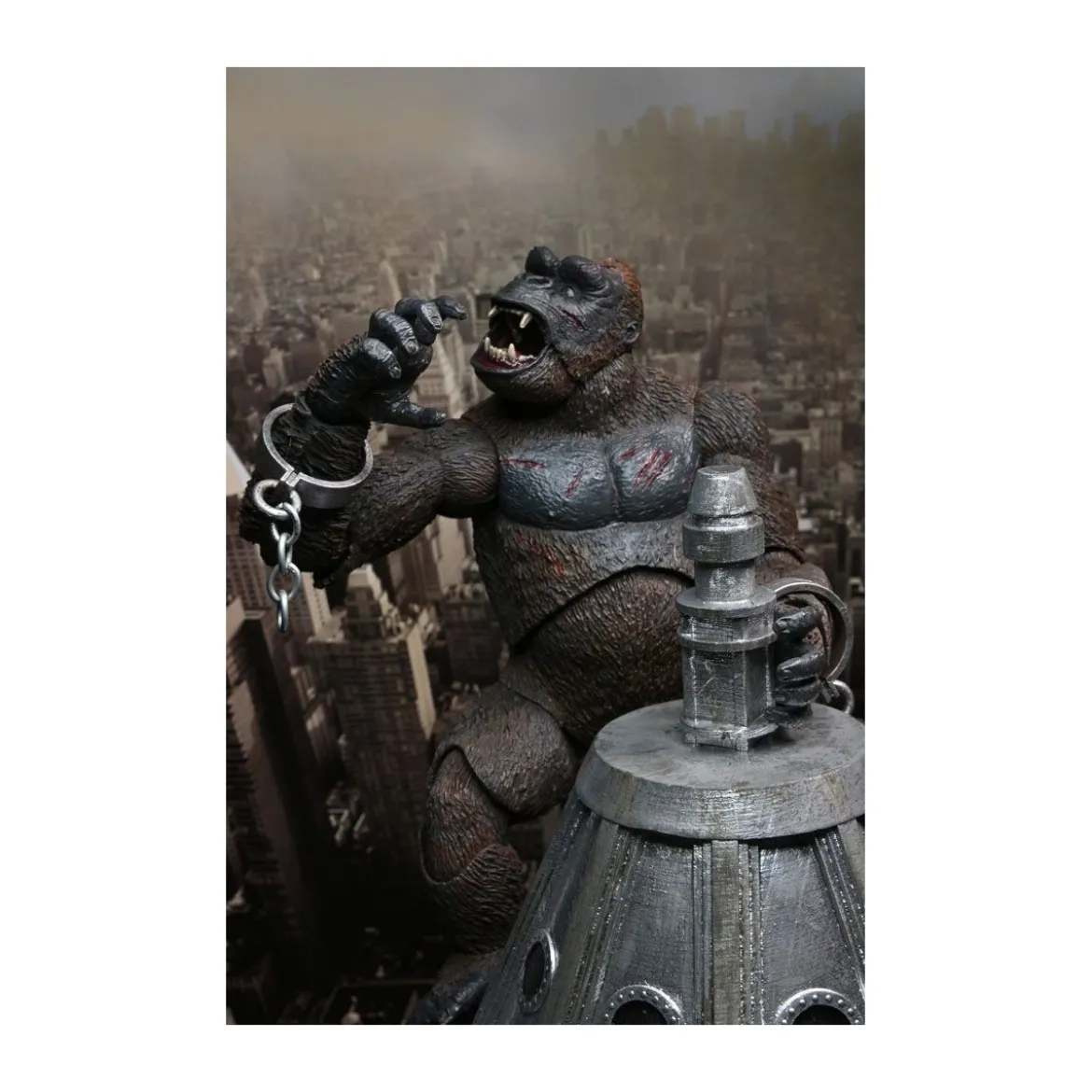 Neca - Ultimate KING KONG Concrete Jungle 1/12 Figurine