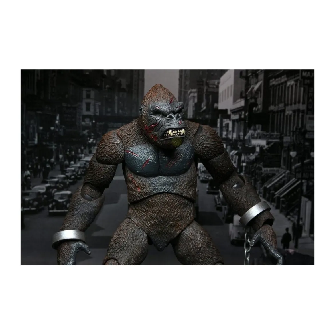 Neca - Ultimate KING KONG Concrete Jungle 1/12 Figurine