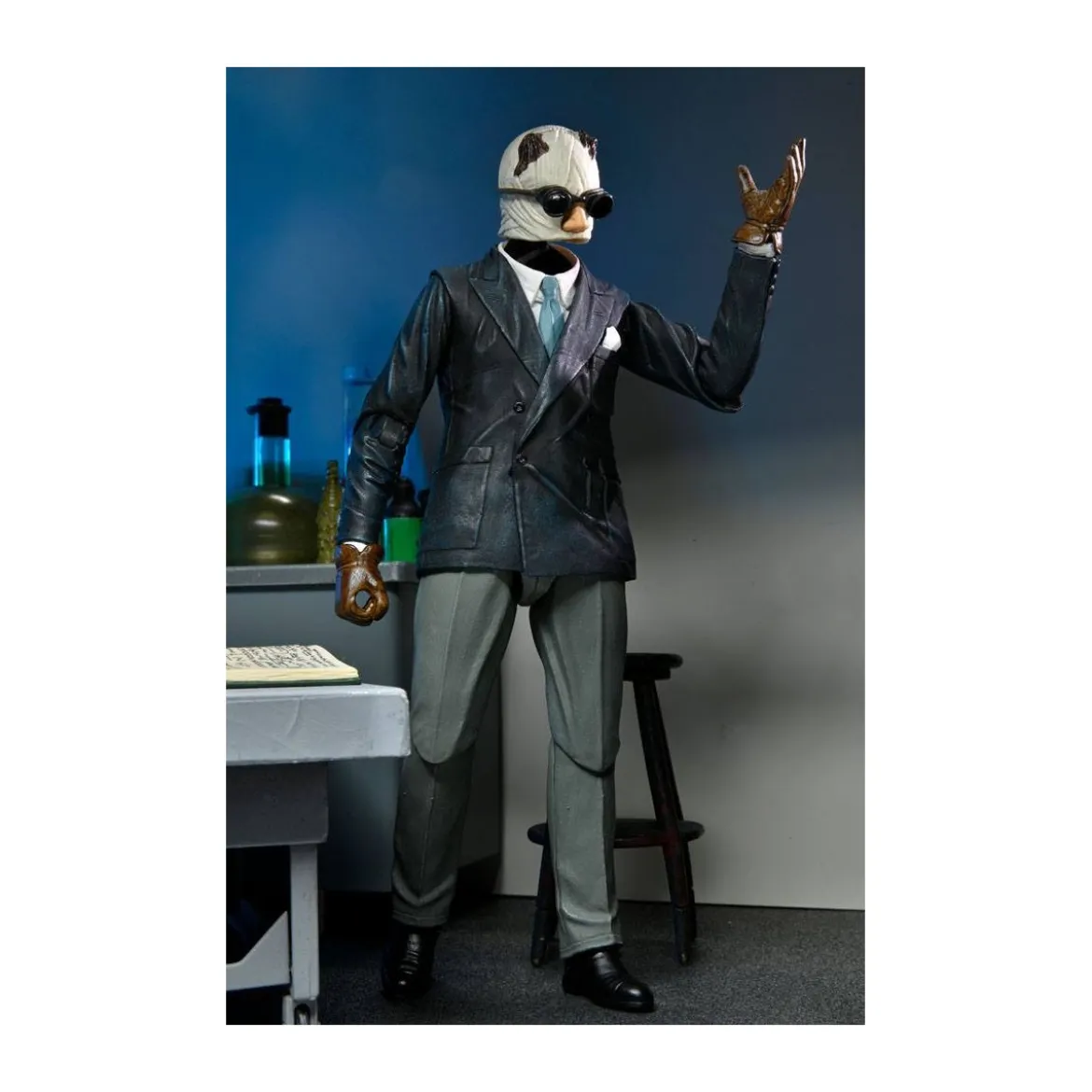 NECA - Ultimate The Invisible Man - Universal Monsters