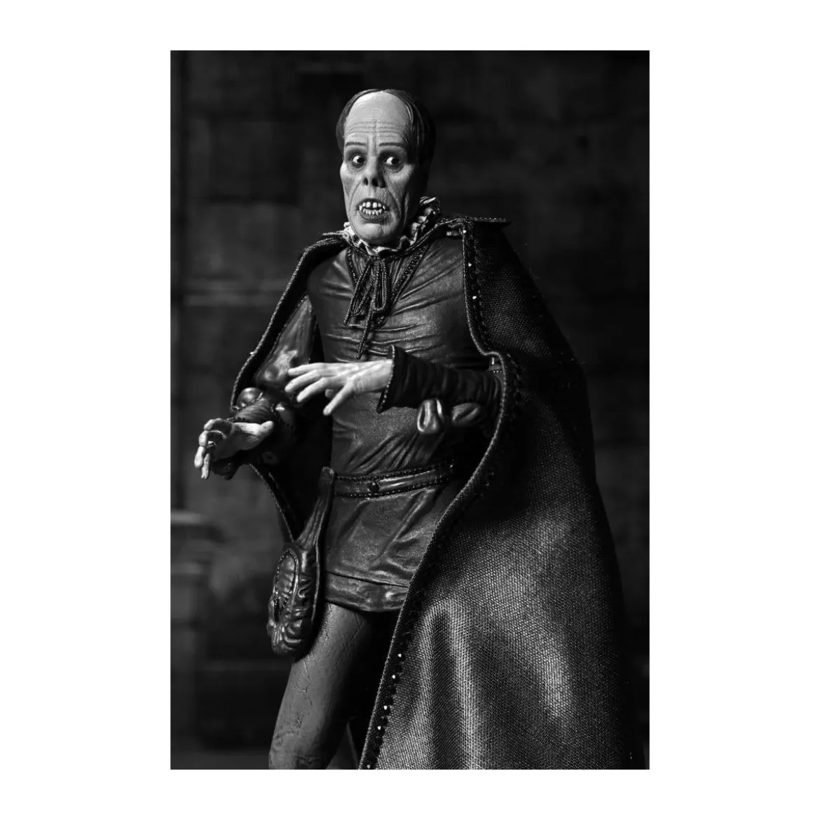 NECA - Ultimate The Phantom of the Opera (1925) Masque of the Red Death B&W - Universal Monsters