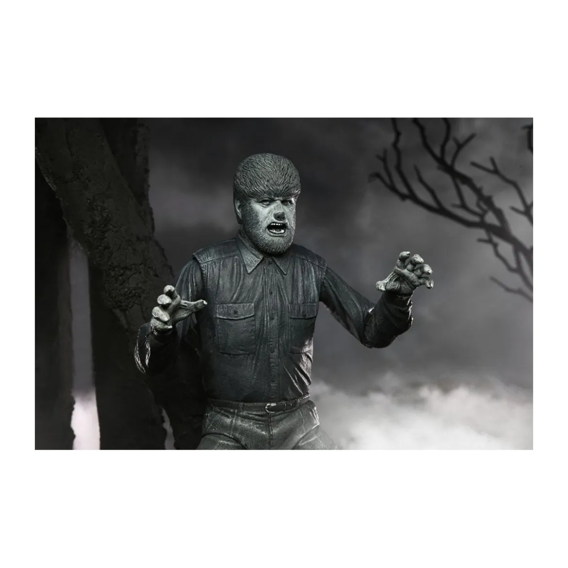 NECA - Ultimate The Wolf Man Black & White Version - Universal Monsters