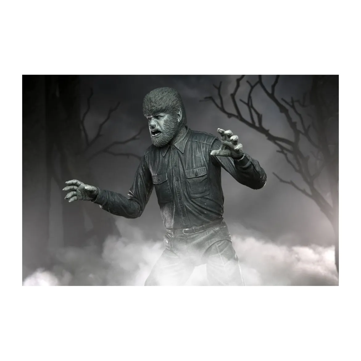 NECA - Ultimate The Wolf Man Black & White Version - Universal Monsters