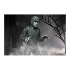 NECA - Ultimate The Wolf Man Black & White Version - Universal Monsters