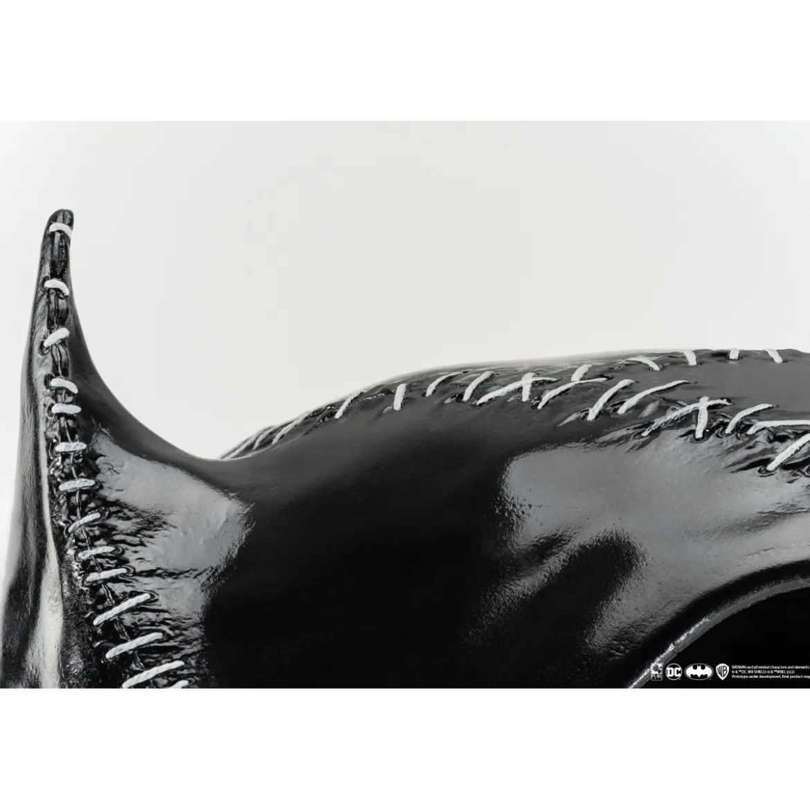 PureArts - Batman Catwoman 1:1 Cowl Replica