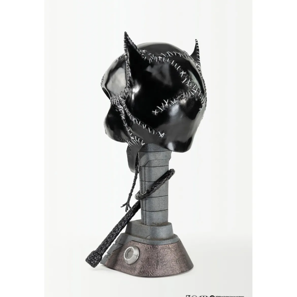 PureArts - Batman Catwoman 1:1 Cowl Replica
