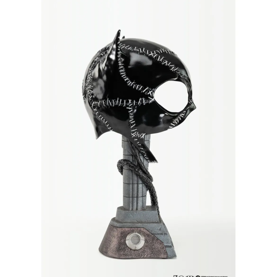 PureArts - Batman Catwoman 1:1 Cowl Replica