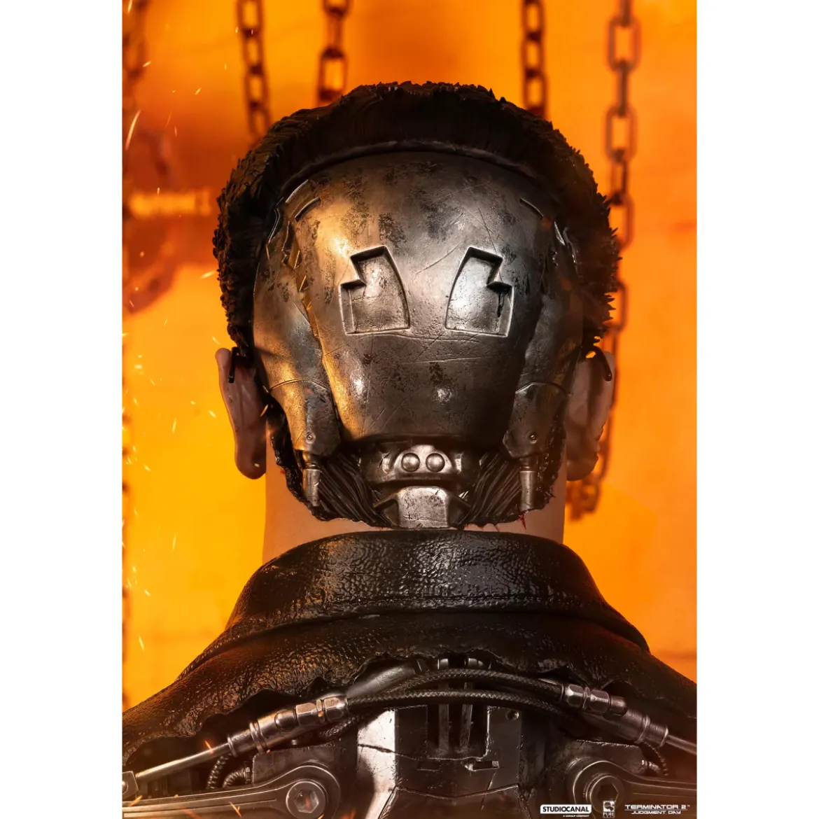 Pure Arts Terminator 2 T-800 Model 101 Battle Damaged Art Mask