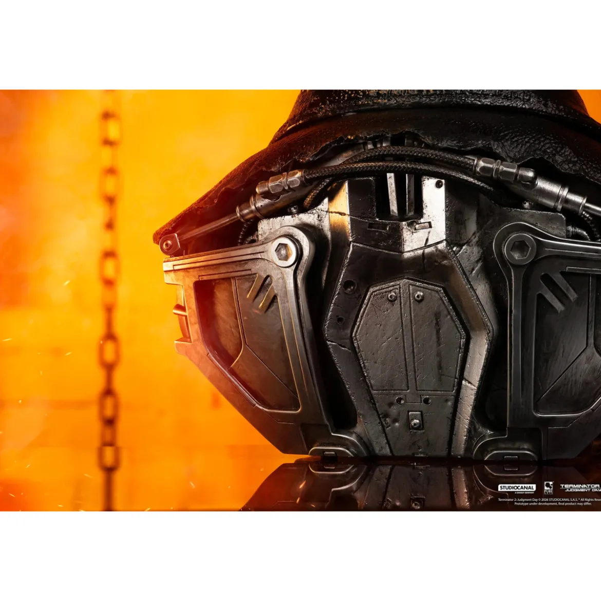 Pure Arts Terminator 2 T-800 Model 101 Battle Damaged Art Mask