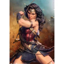 Queen Studios - DC Comics Wonder Woman 1:4 Scale Statue
