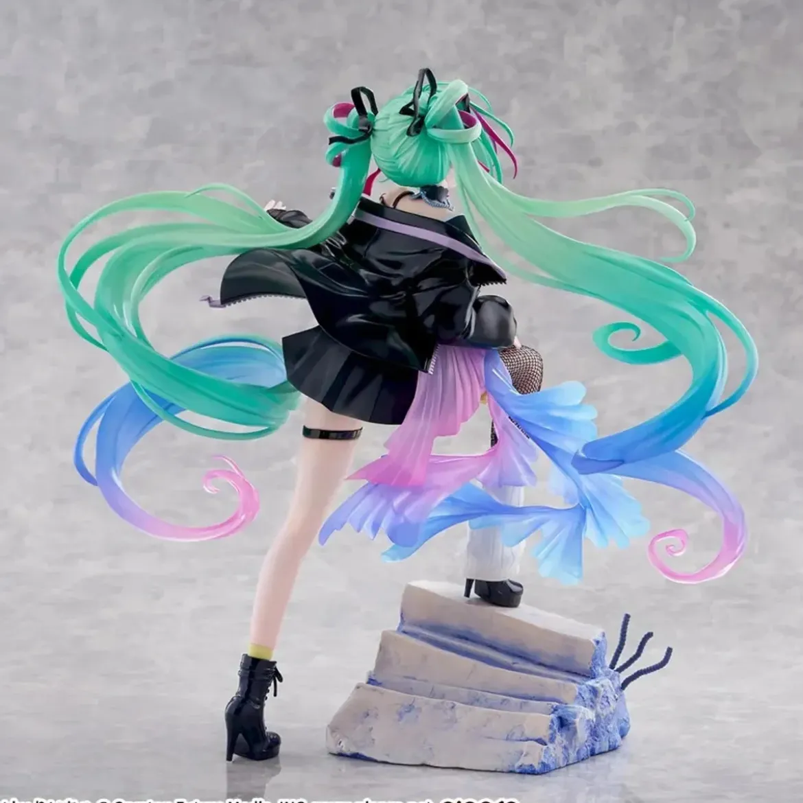 SEGA FIGURIZMA - Hatsune Miku Punk! - Character Vocal Series 01: Hatsune Miku