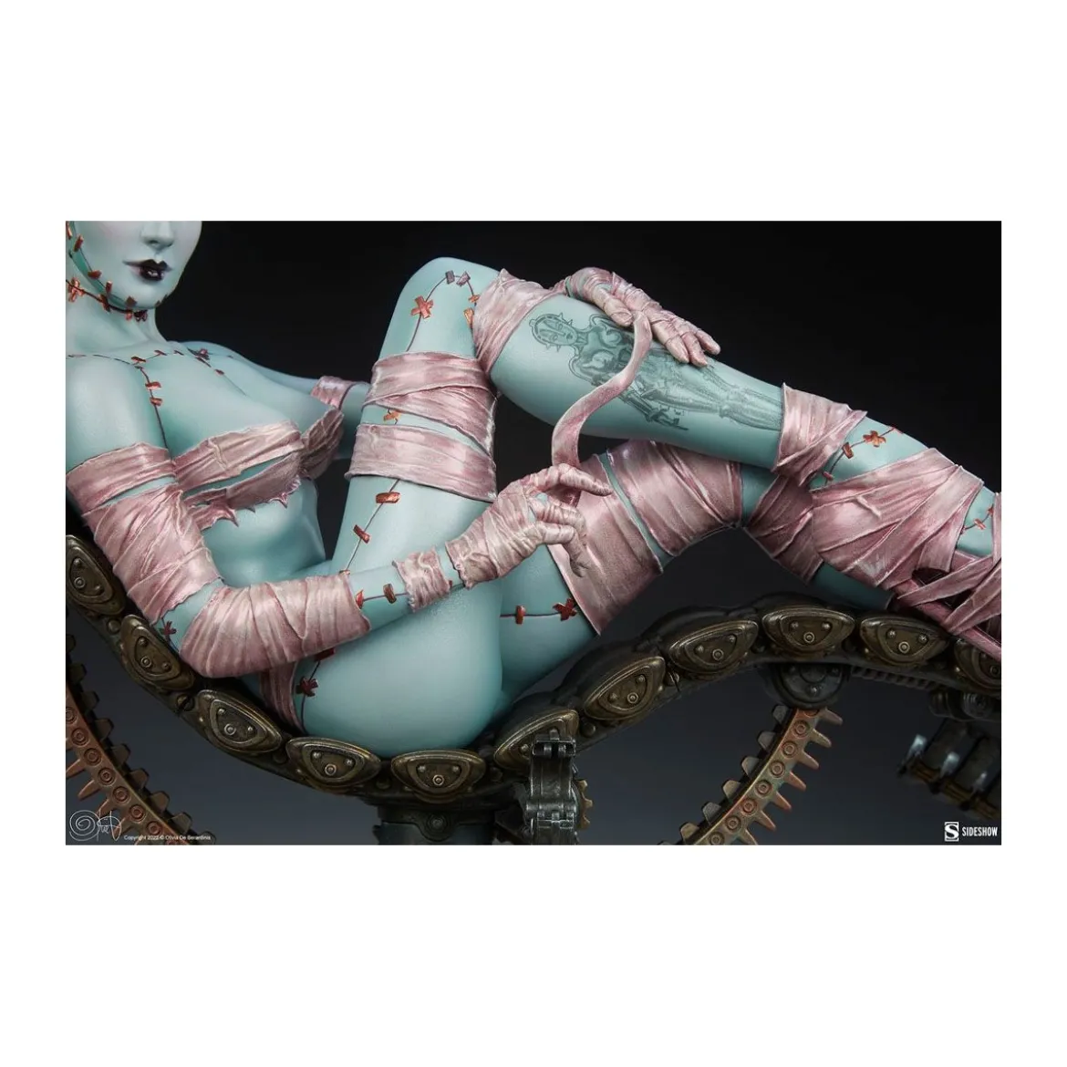 Sideshow - Olivia De Berardinis Frankie Reborn statue 1/4 "Limited Edition"