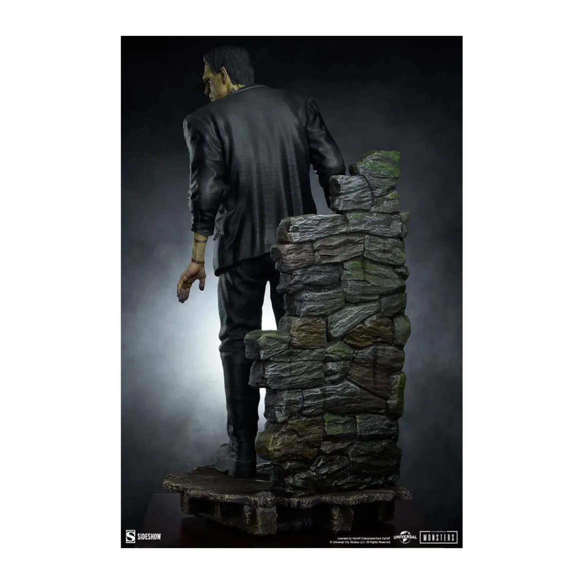 Sideshow Universal Monsters - Premium Format Frankenstein 1/4