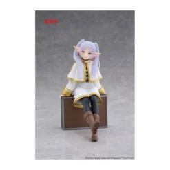 Taito - Desktop Cute Figure Frieren Trunk Case Ver. - Frieren: Beyond Journey's End
