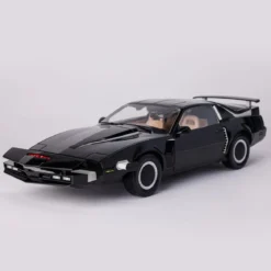 Takara Tomy - Knight Rider K2000 - Die Cast K.I.T.T 1/10