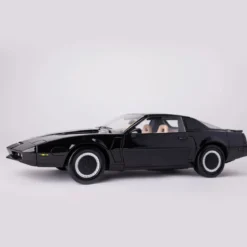 Takara Tomy - Knight Rider K2000 - Die Cast K.I.T.T 1/10
