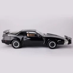 Takara Tomy - Knight Rider K2000 - Die Cast K.I.T.T 1/10