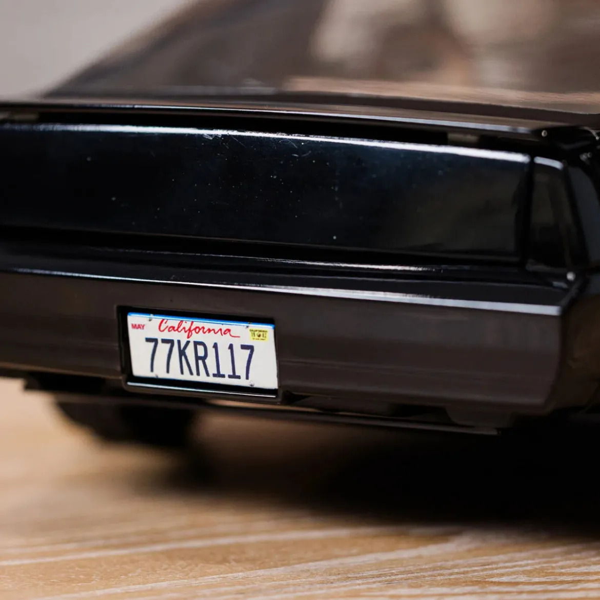 Takara Tomy - Knight Rider K2000 - Die Cast K.I.T.T 1/10