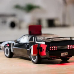Takara Tomy - Knight Rider K2000 - Die Cast K.I.T.T 1/10