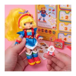 The loyal subjects - Rainbow Brite Fashion Doll - Poupée Blondine au pays de l'arc-en-ciel