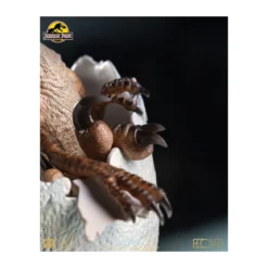 Toynami ECC Elite Creature Collectibles - Velociraptor Hatching Egg 1/1 - Jurassic Park