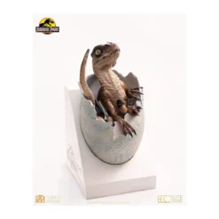 Toynami ECC Elite Creature Collectibles - Velociraptor Hatching Egg 1/1 - Jurassic Park