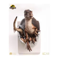 Toynami ECC Elite Creature Collectibles - Velociraptor Hatching Egg 1/1 - Jurassic Park