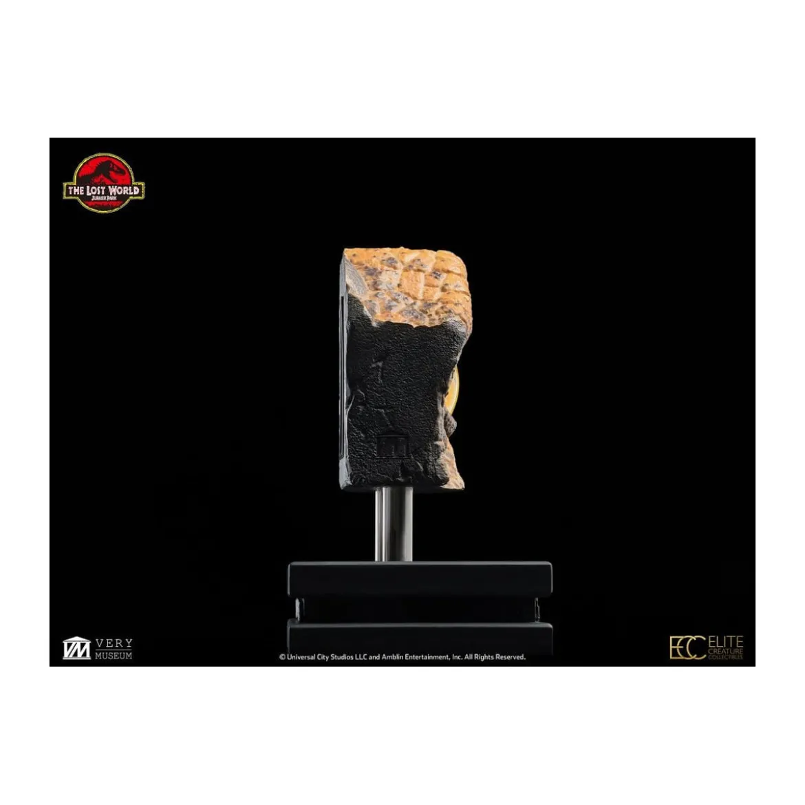 Toynami ECC Elite Creature Collectibles - Male Velociraptor Eye Prop - The Lost World: Jurassic Park