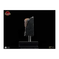 Toynami ECC Elite Creature Collectibles - Male Velociraptor Eye Prop - The Lost World: Jurassic Park
