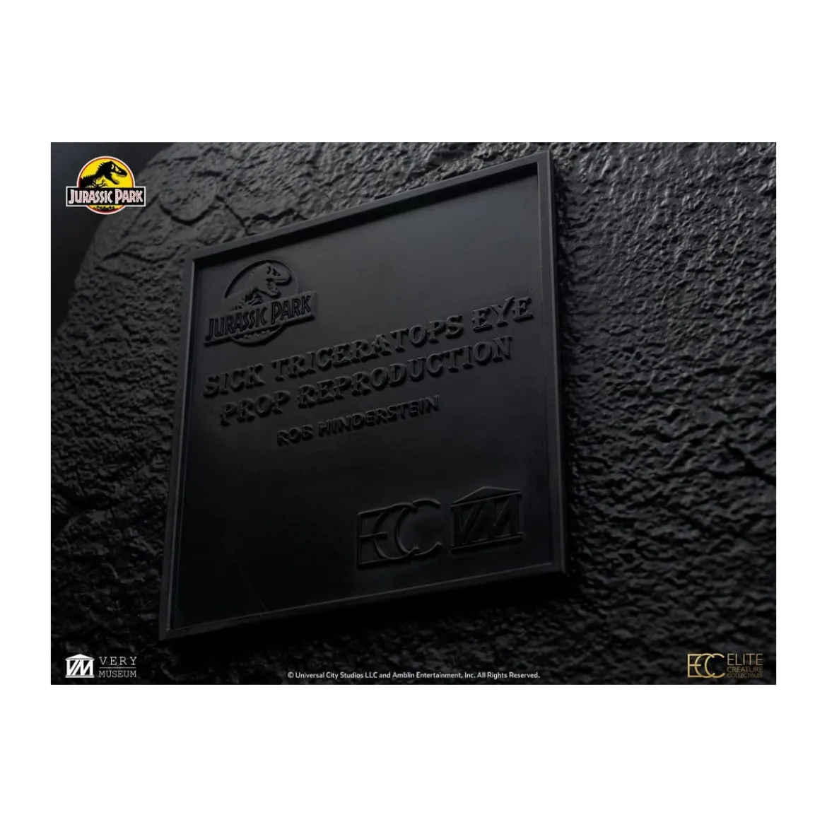 Toynami ECC Elite Creature Collectibles - Triceratops Eye Prop (Reproduction) - Jurassic Park
