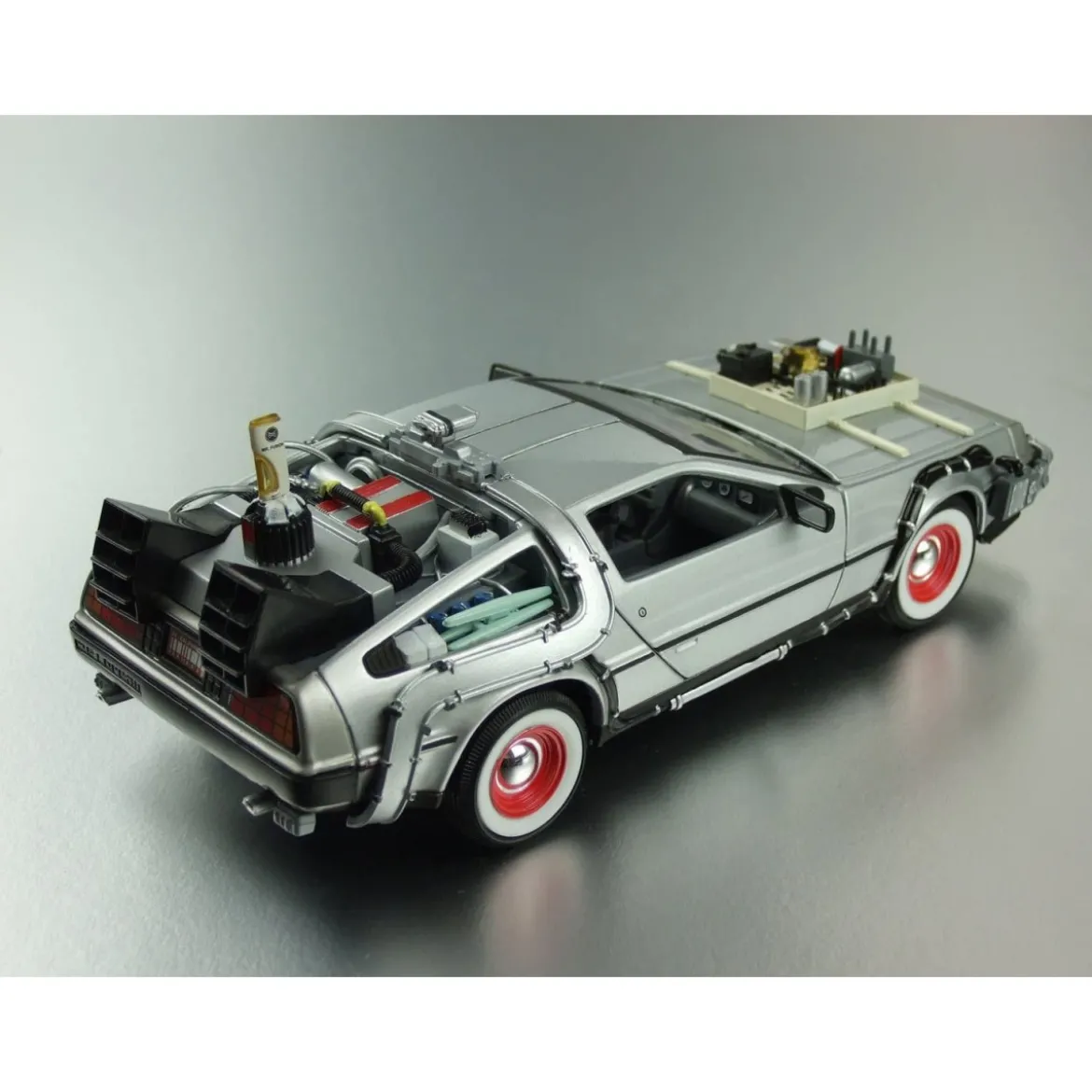 Welly - Retour vers le Futur III DeLorean 1/24 métal